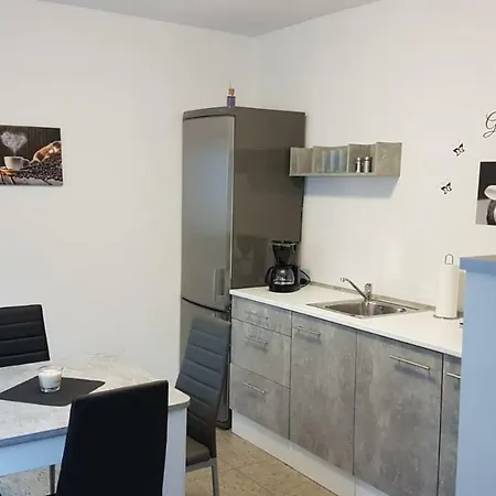 Ferienwohnung Seligenporten 아파트 *